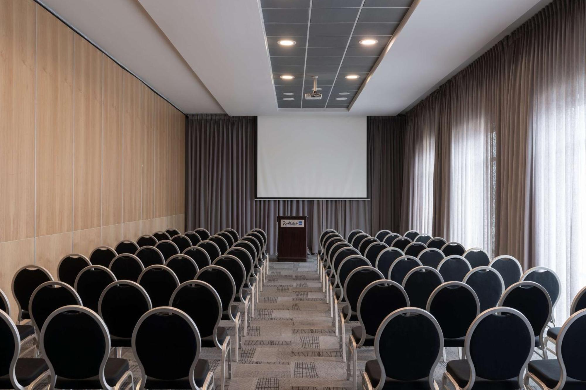 Radisson Blu Hotel, Порт-Елізабет Екстер'єр фото Meeting room