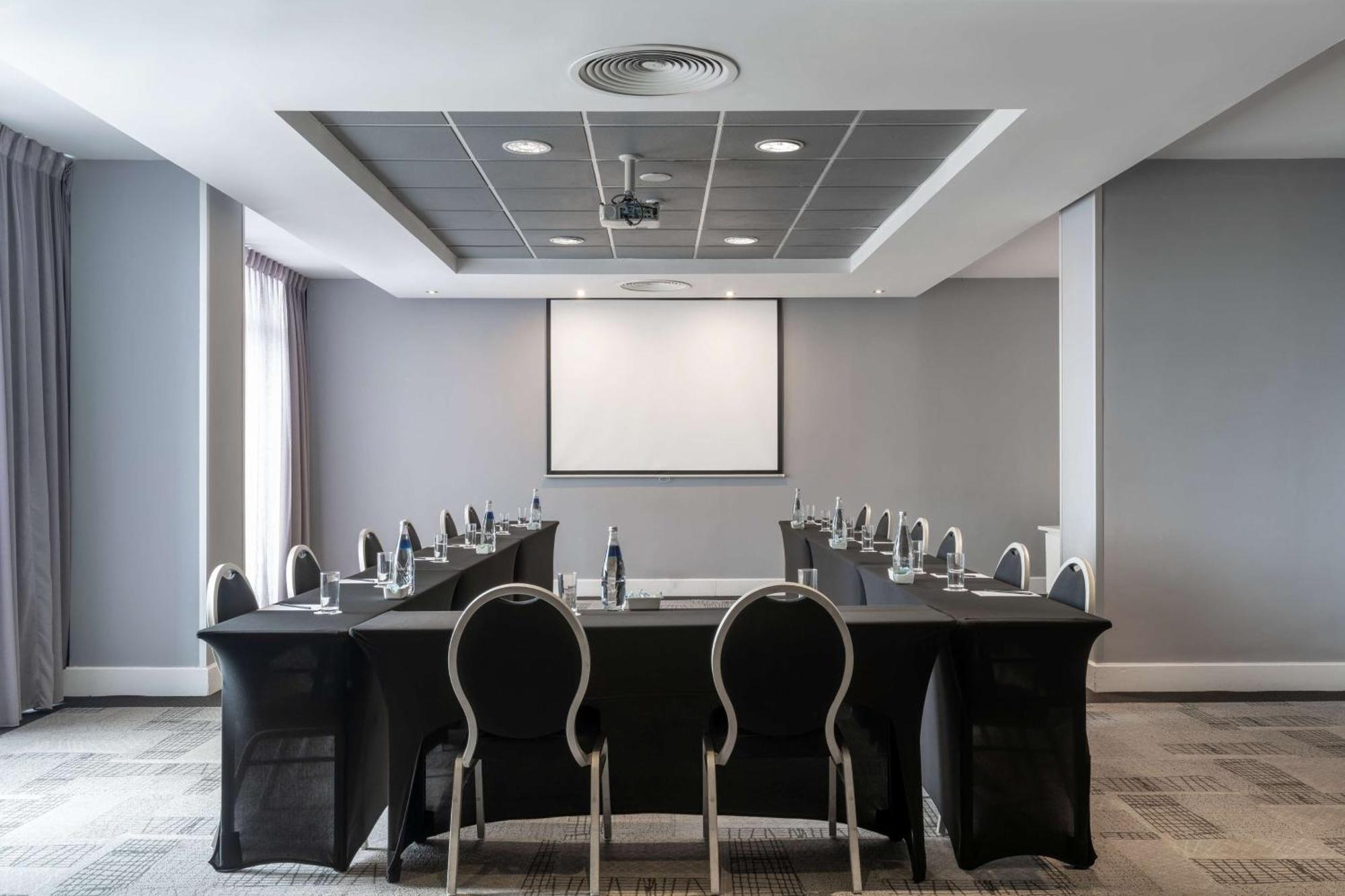 Radisson Blu Hotel, Порт-Елізабет Екстер'єр фото Meeting room